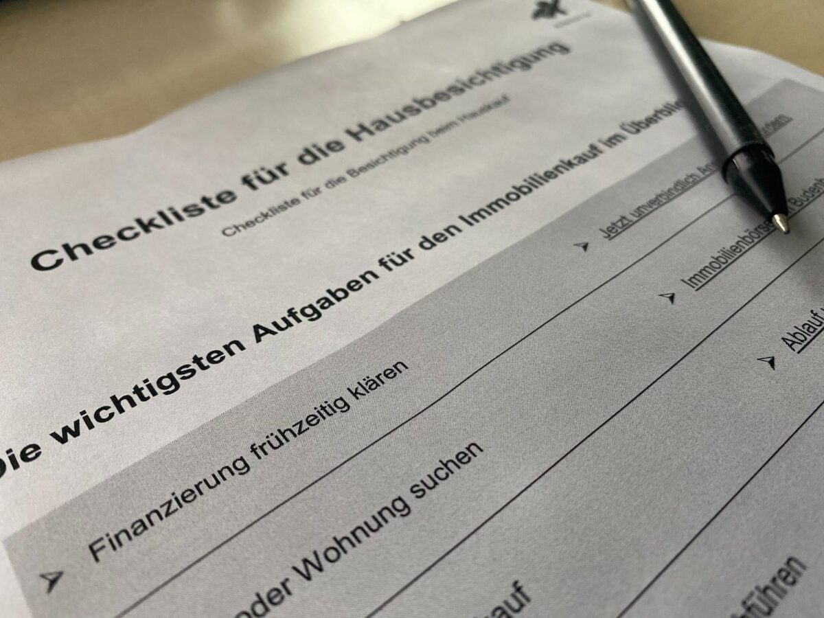Besichtigung beim Hauskauf: Checkliste & Profi-Tipps